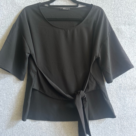 Tua  Black Elegant Top Tie Knot at Waist Size 1X - Picture 1 of 7